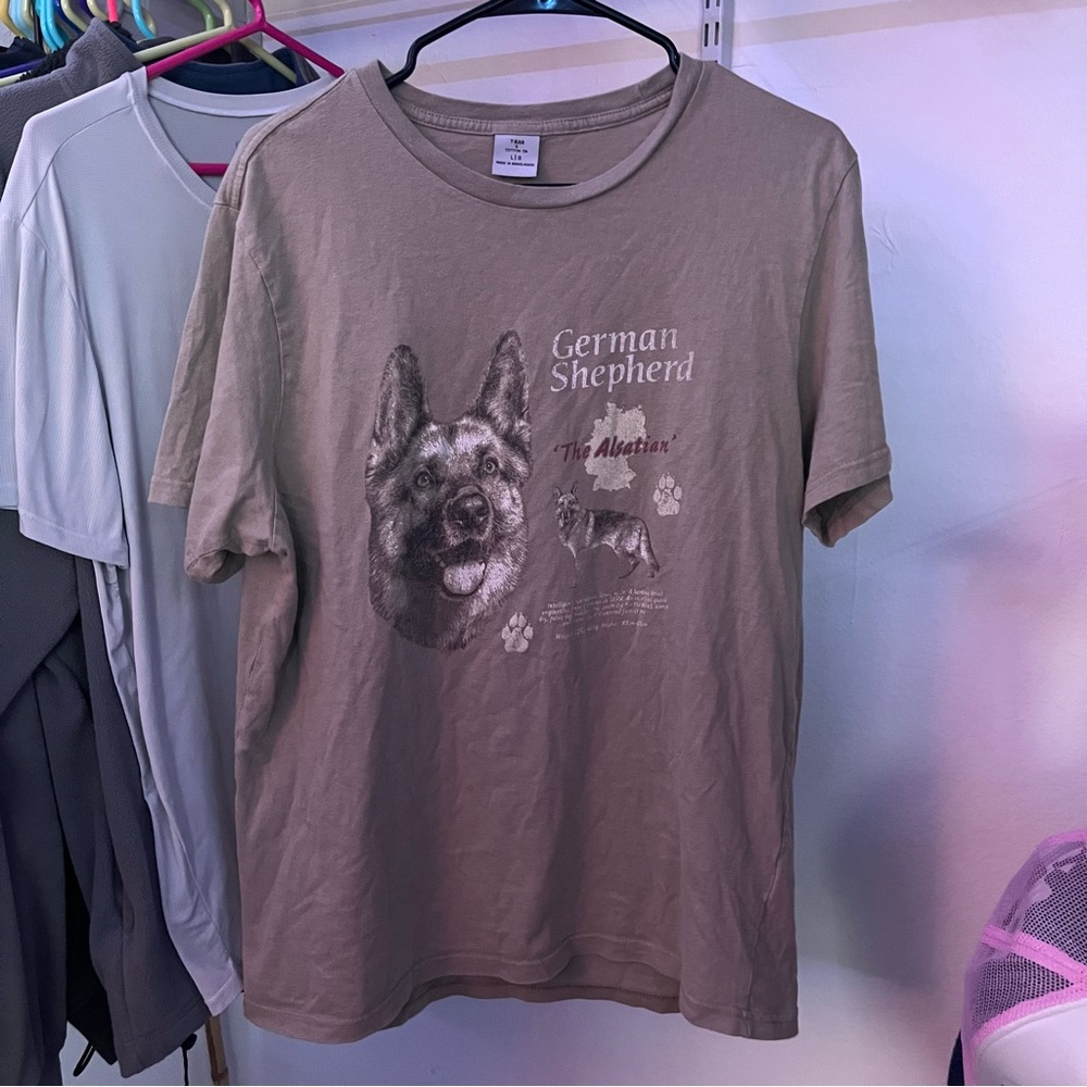 Cotton On Tan German Shepherd Tee